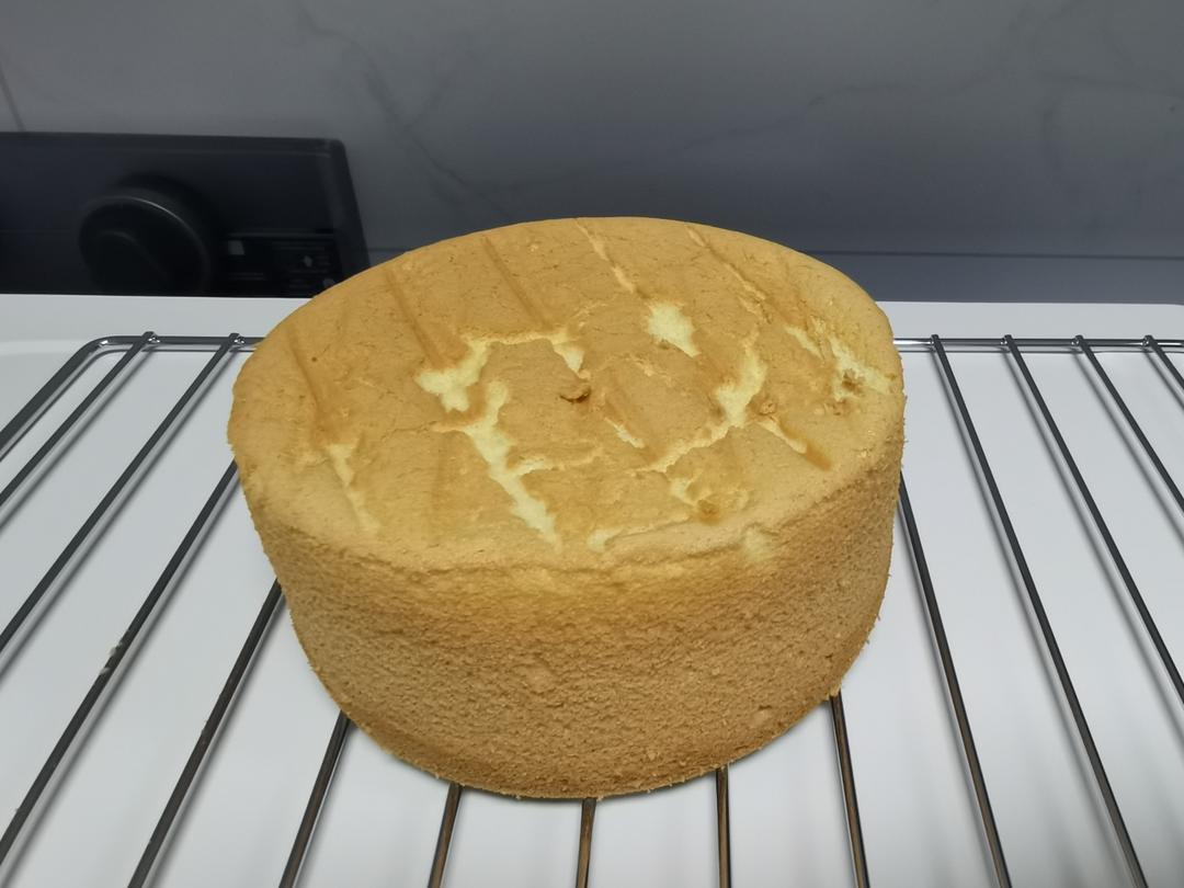 《Tinrry+》戚风蛋糕（6寸配方）（基础、超详细教程）