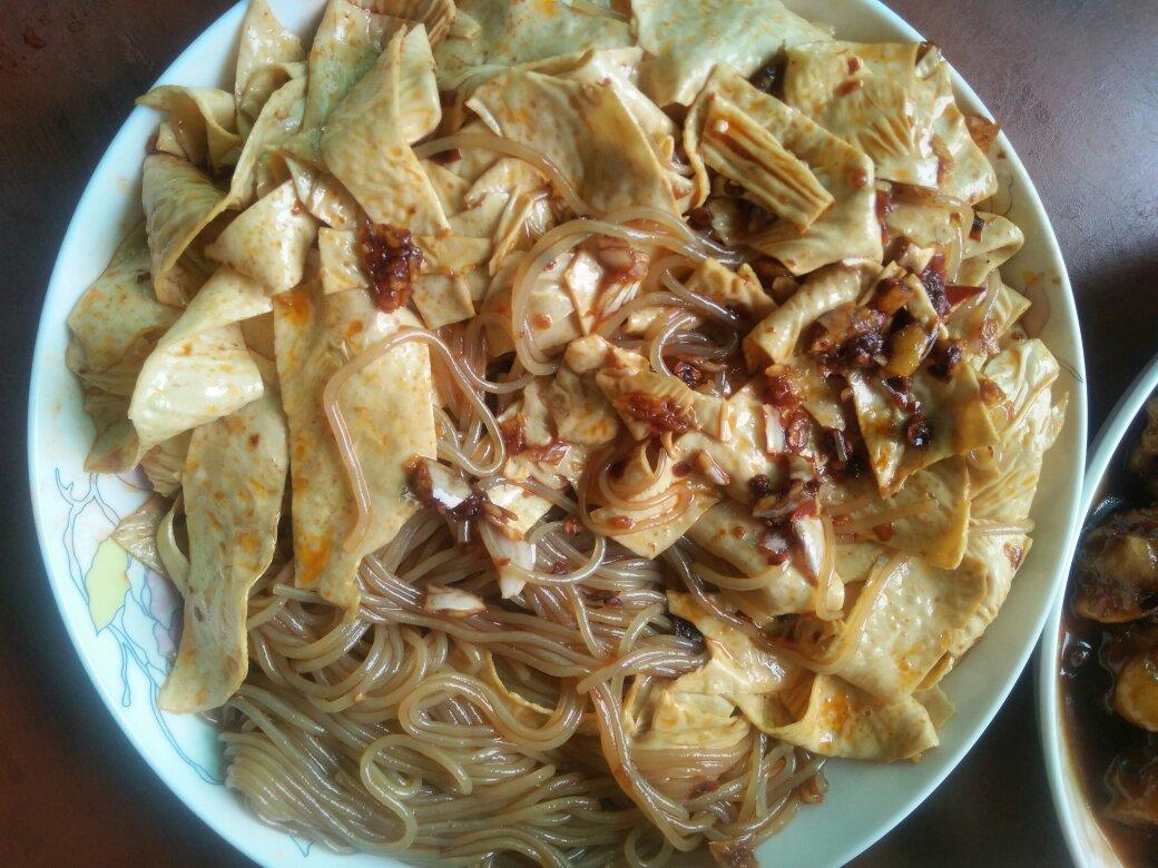 凉拌豆皮