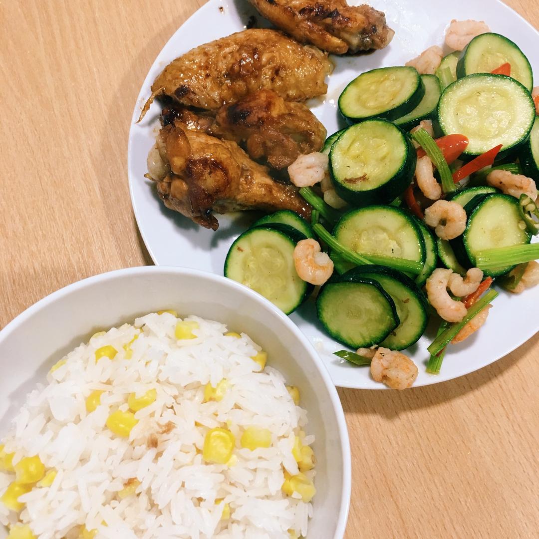 西葫芦（云南瓜）炒虾仁