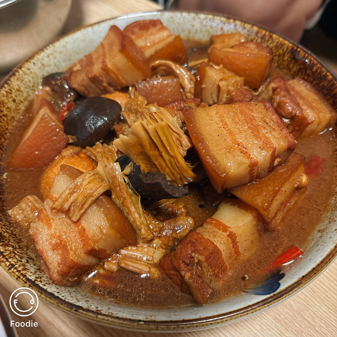 家常版的红烧肉（一点都不腻，软，糯)