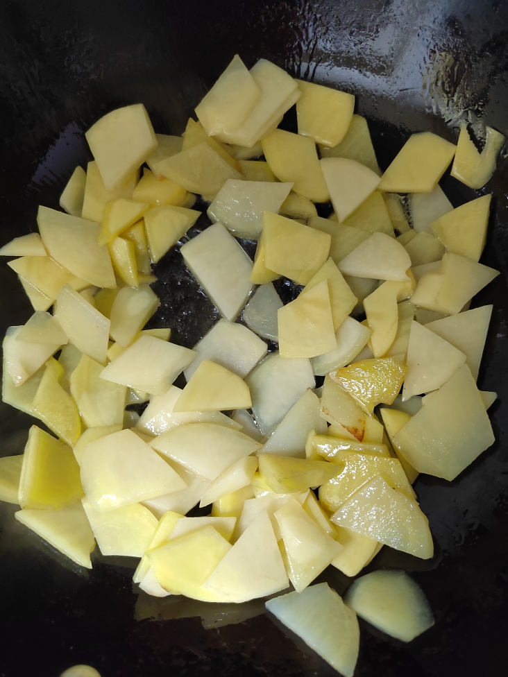青椒土豆片的做法 步骤3