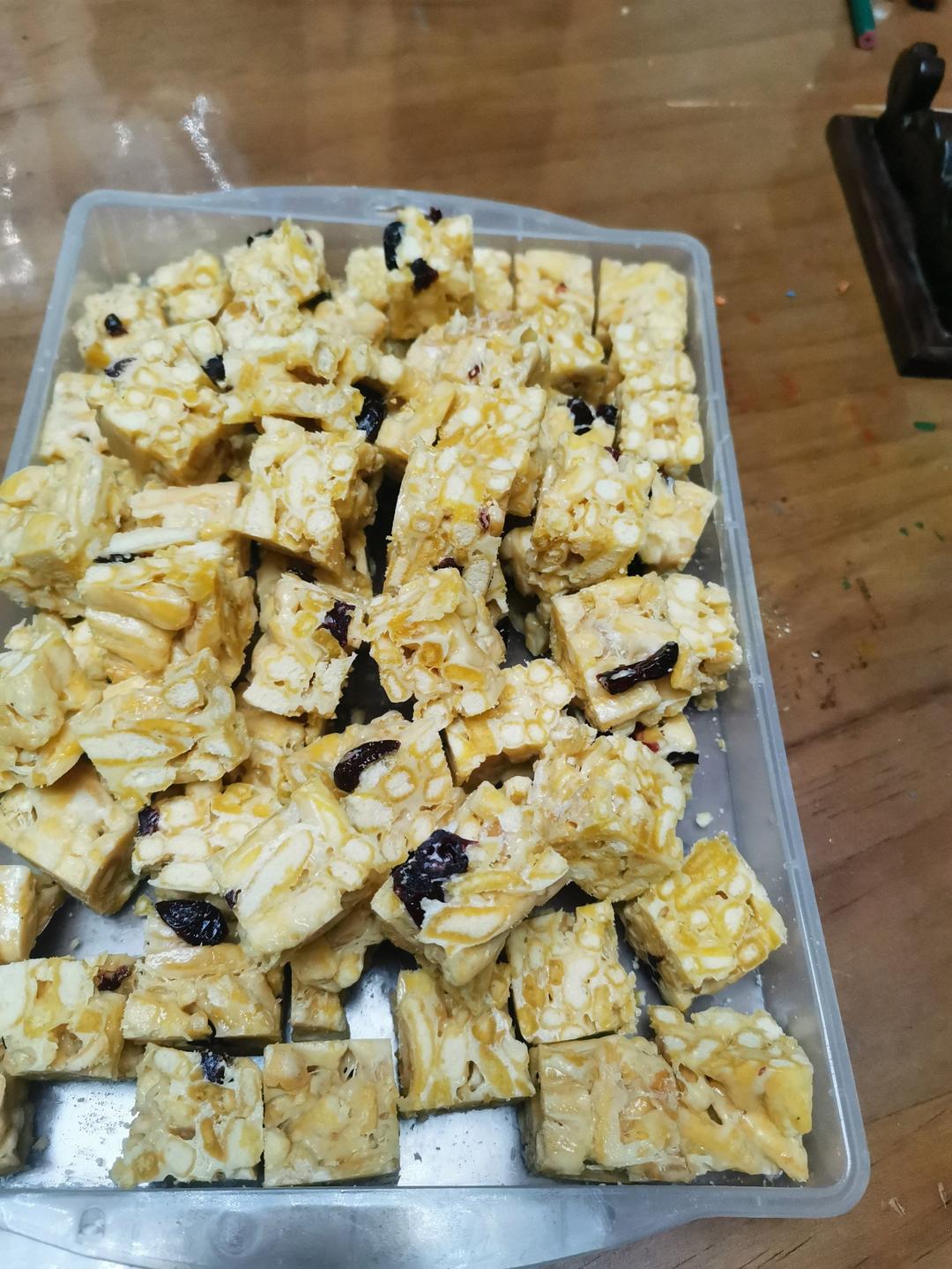 蔓越莓牛扎沙琪玛