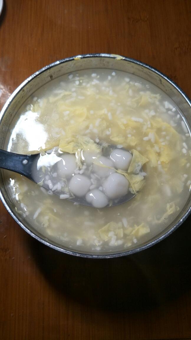 酒酿蛋花小汤圆