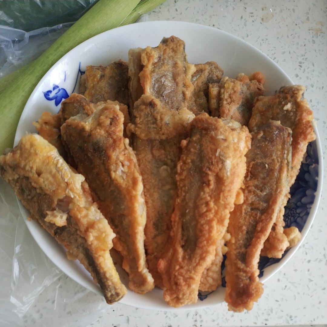 酥炸小黄鱼