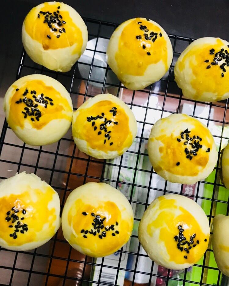 蛋黄酥（古早味）