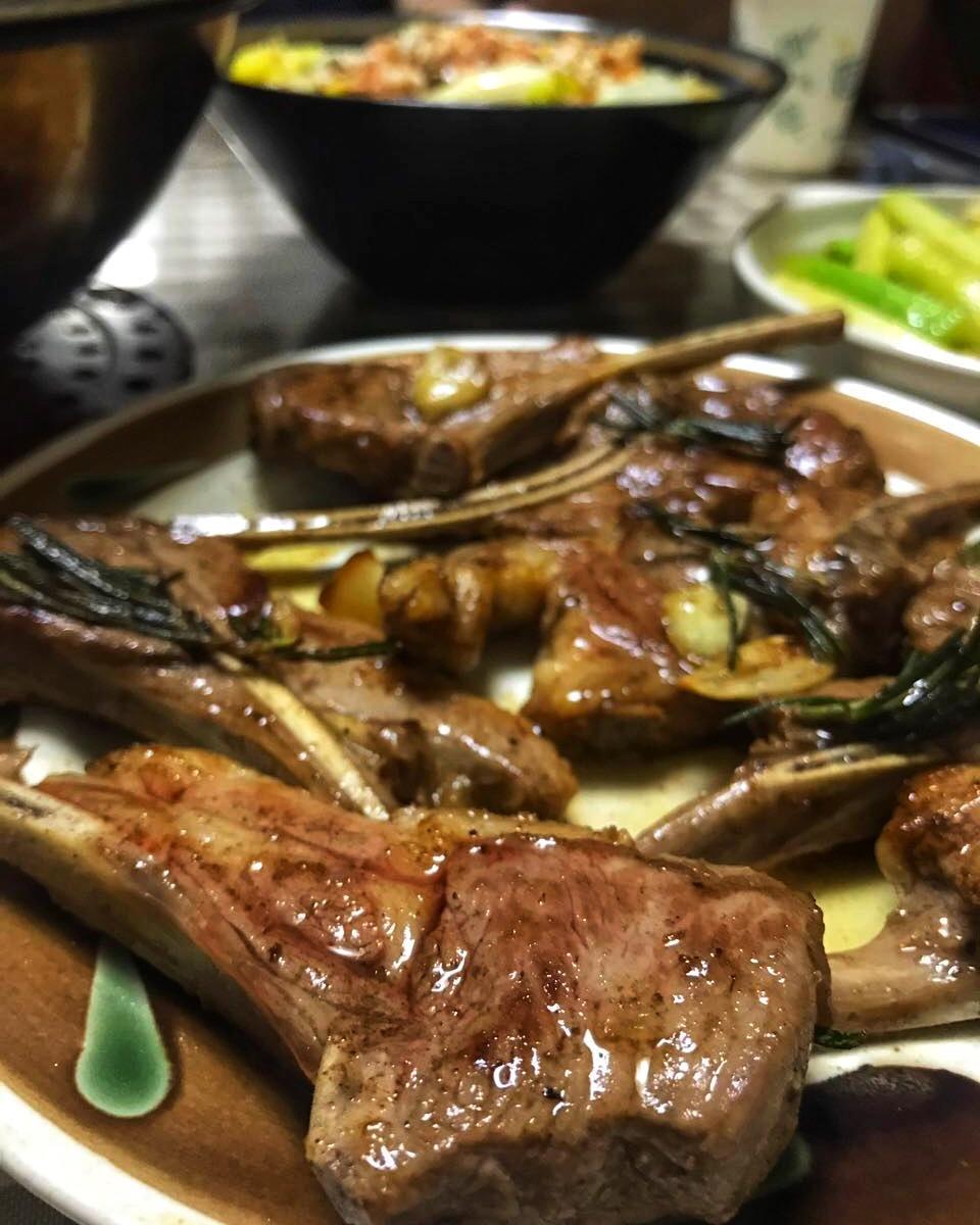 迷迭香煎小羊排
