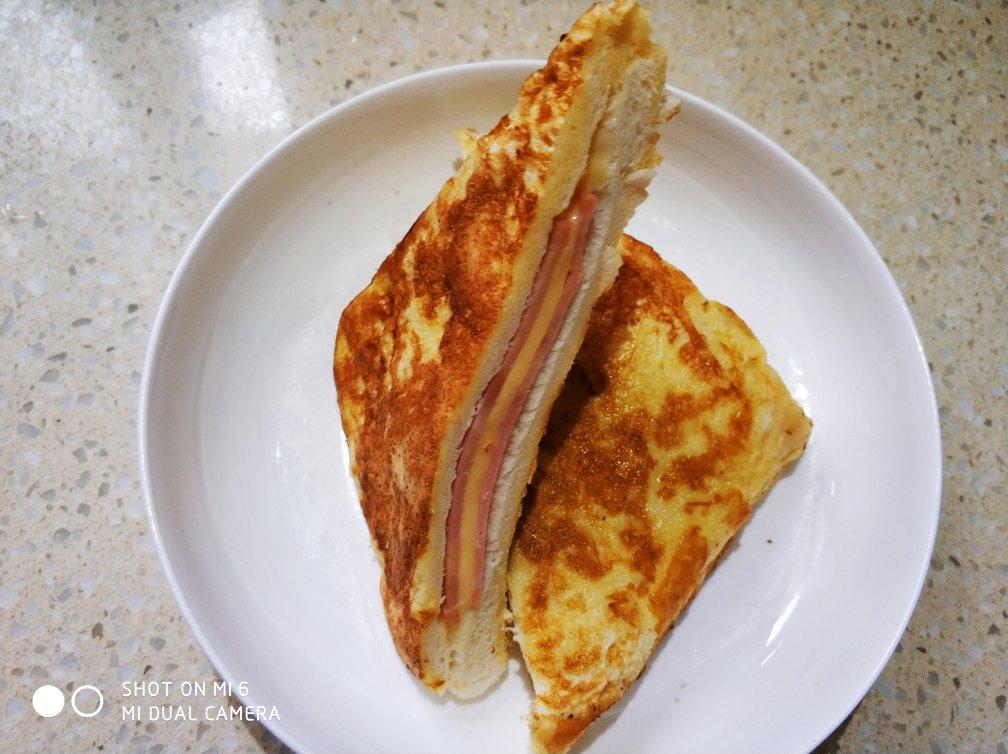 十分钟快手早餐【港式火腿西多士】