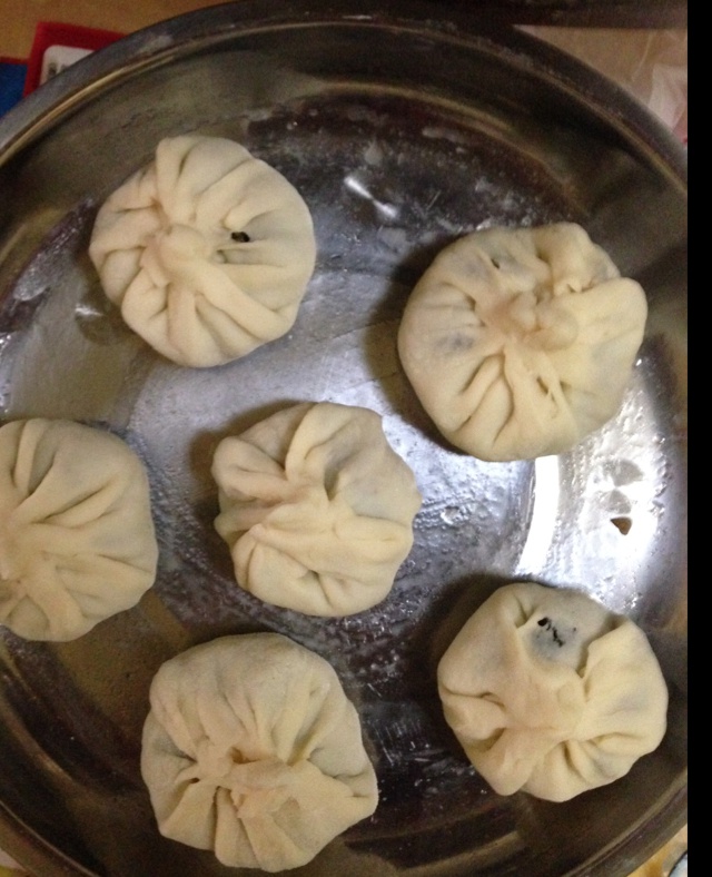 酱肉圆葱包子