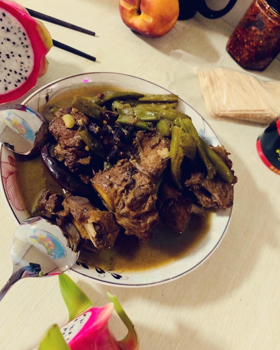 排骨炖豆角～荤素搭配，营养家常～