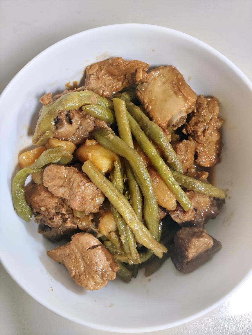 土芸排-土豆芸豆炖排骨