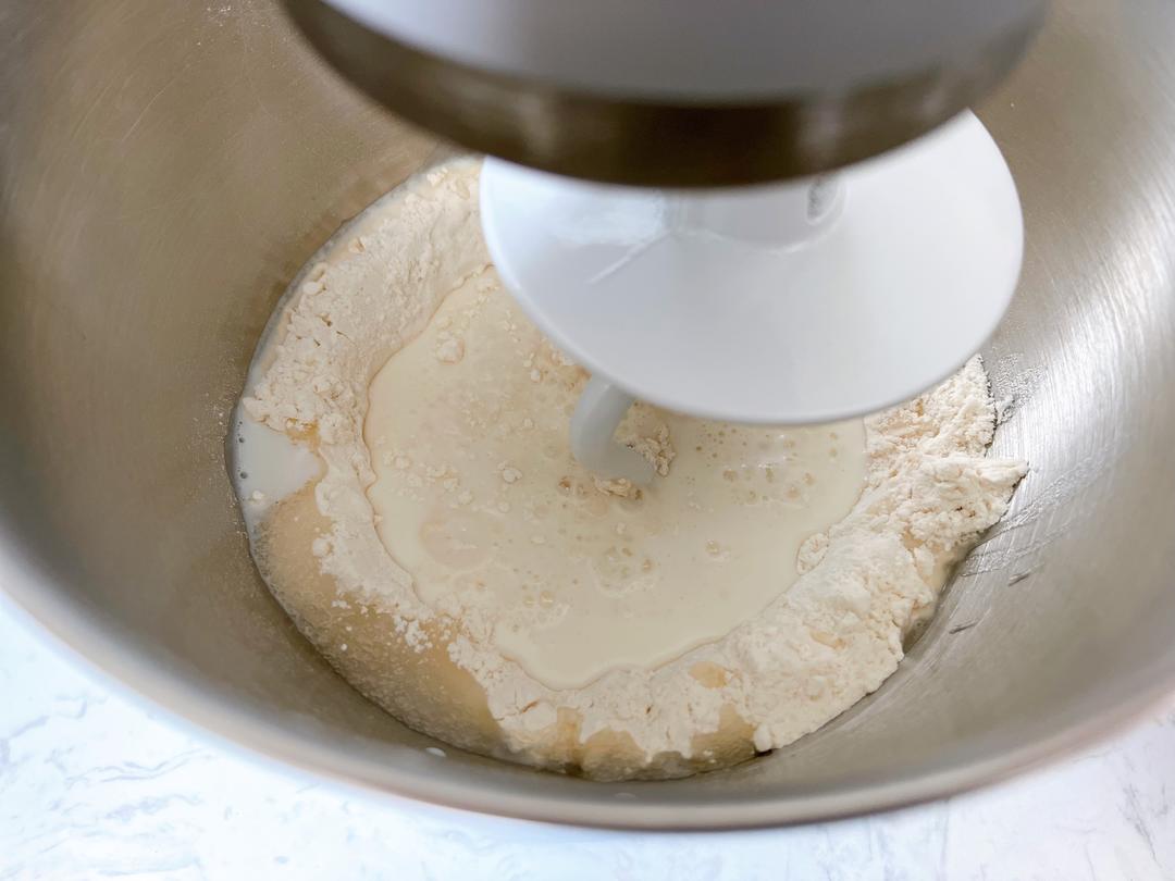 纯奶手撕吐司的做法 步骤1