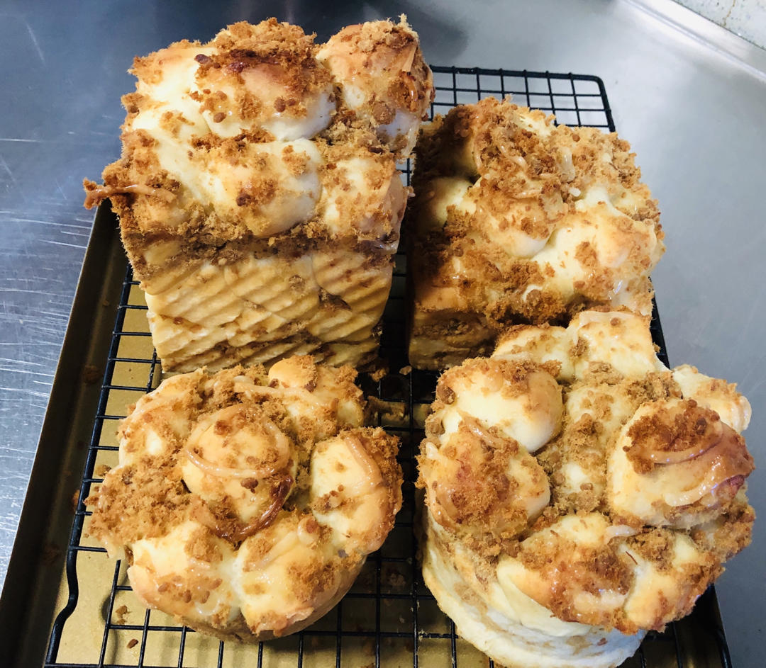 肉松手撕面包—超软会爆浆的面包哟