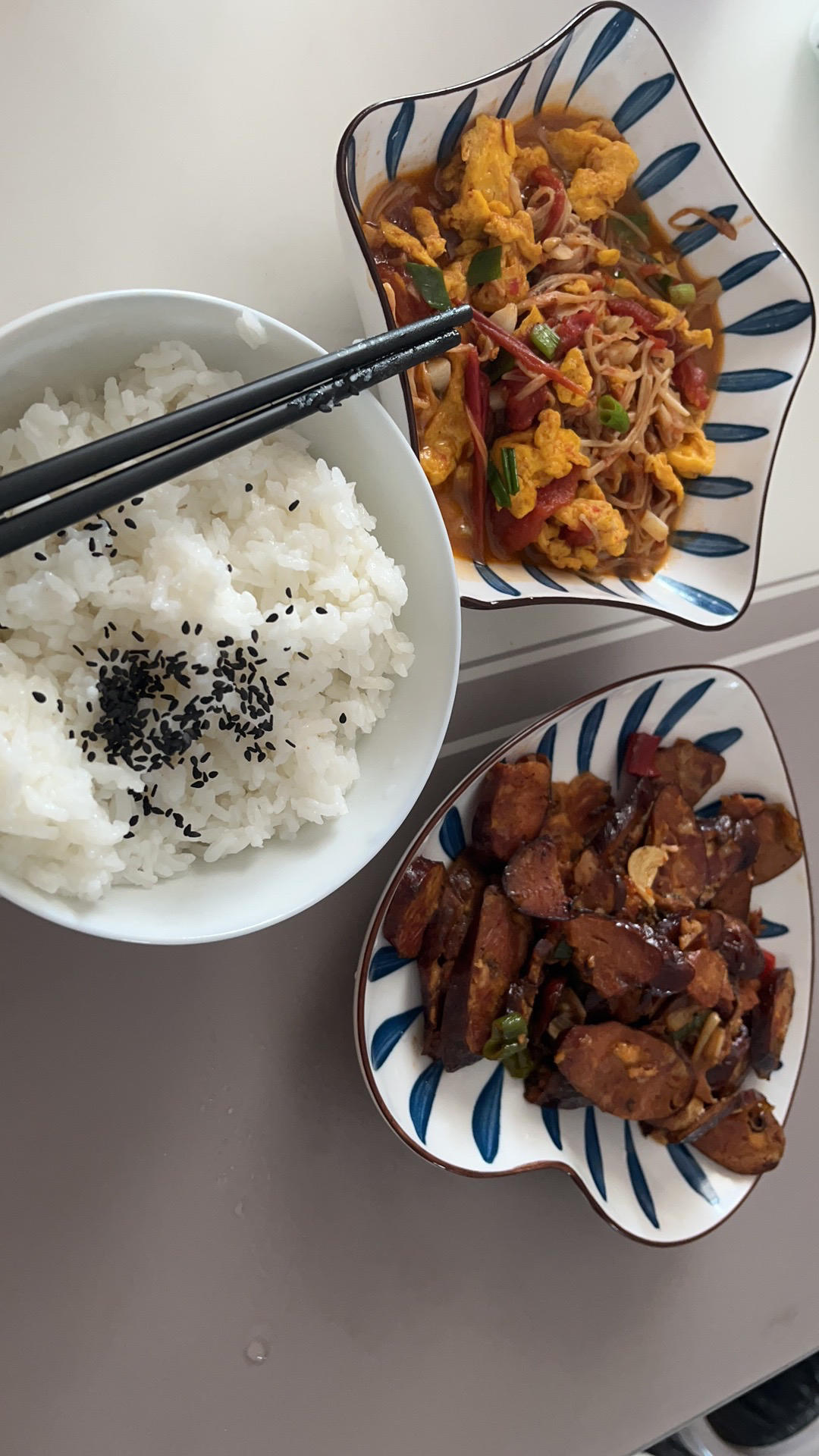 番茄炒鸡蛋（超浓的番茄味）
