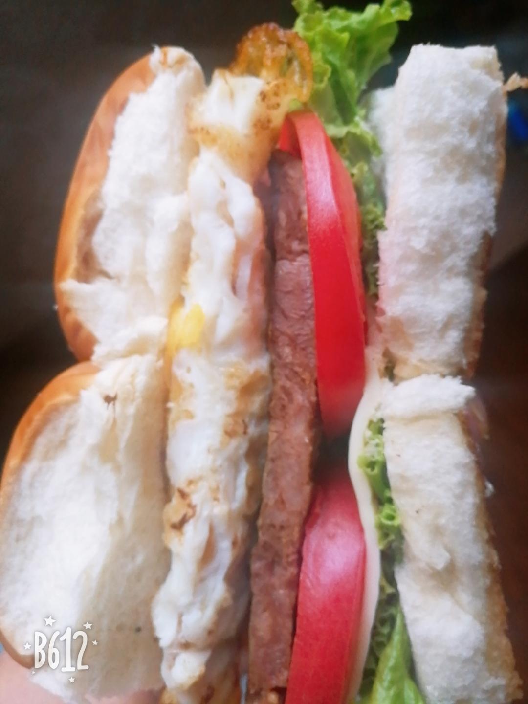 自制牛肉汉堡🍔的做法