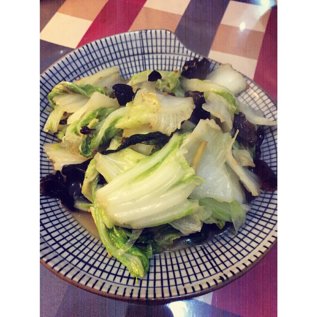 白菜炒木耳