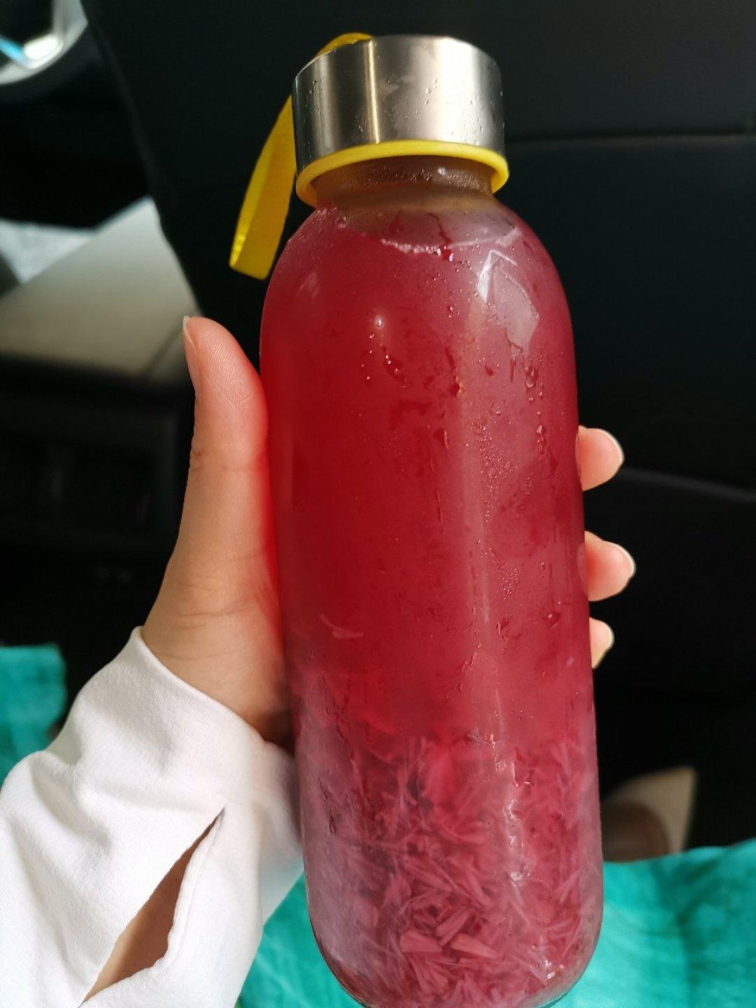 酸酸甜甜杨梅汁