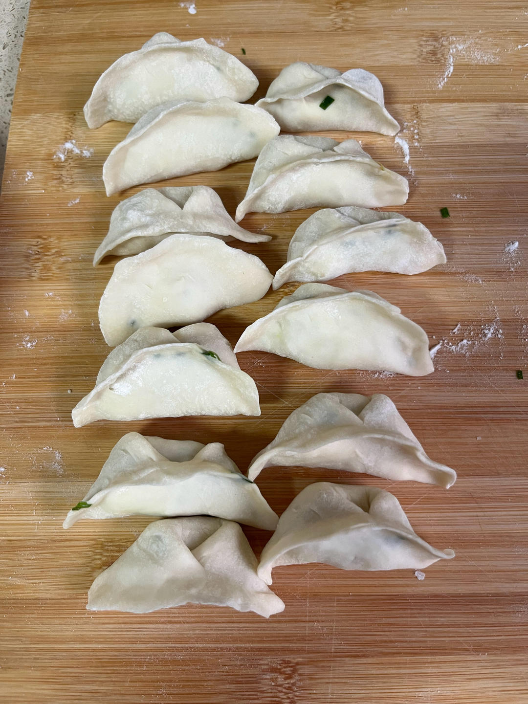 手工揉面三分钟，又韧又薄又好包的饺子皮