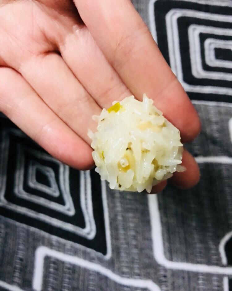 蒸糯米丸子
