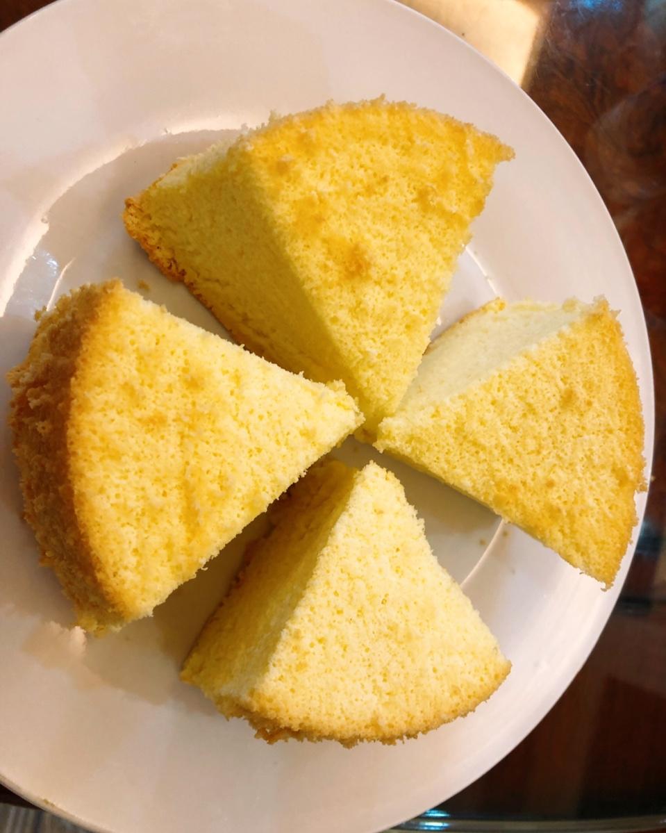 烤箱做蛋糕（戚风蛋糕的做法）