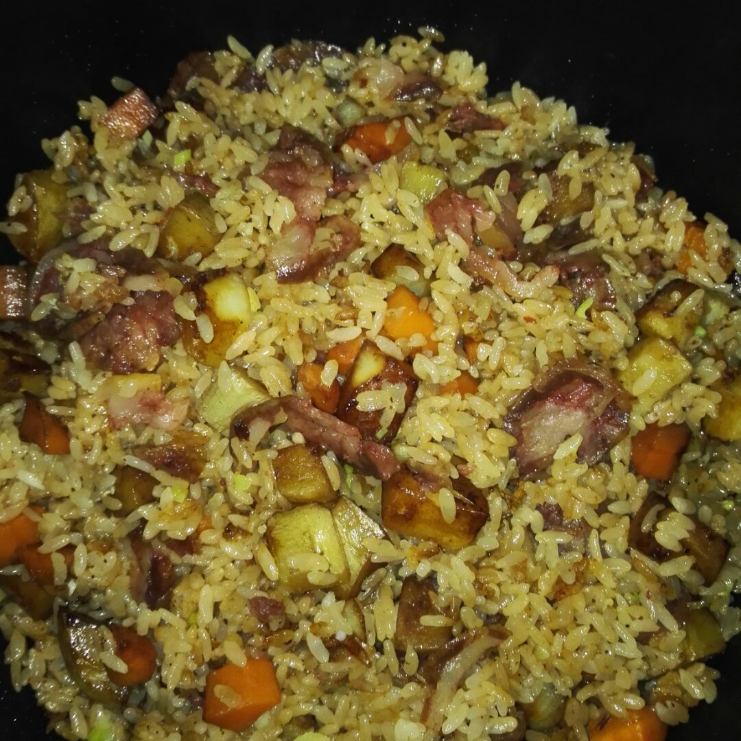 土豆焖饭（电饭锅版）
