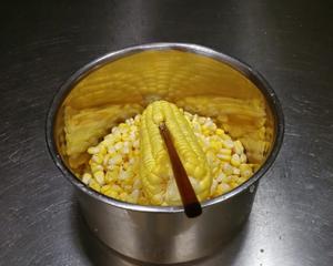 甜玉米蒸糕的做法 步骤3