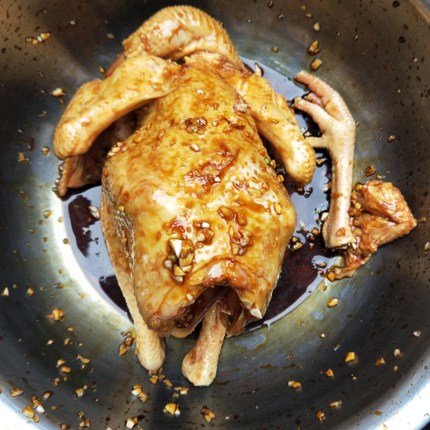 简单易学的电饭锅焖鸡的做法 步骤3