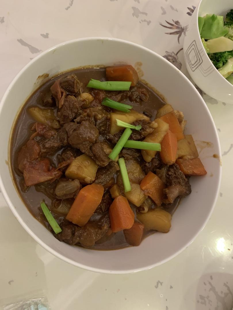 红烧牛肉土豆 （独家秘制）