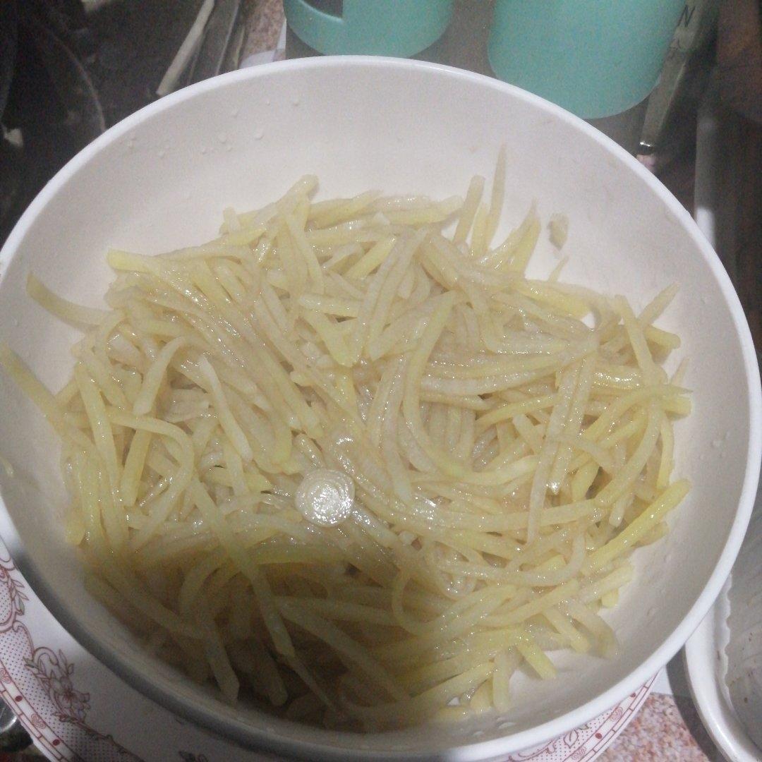 醋溜土豆丝（家庭版小炒）
