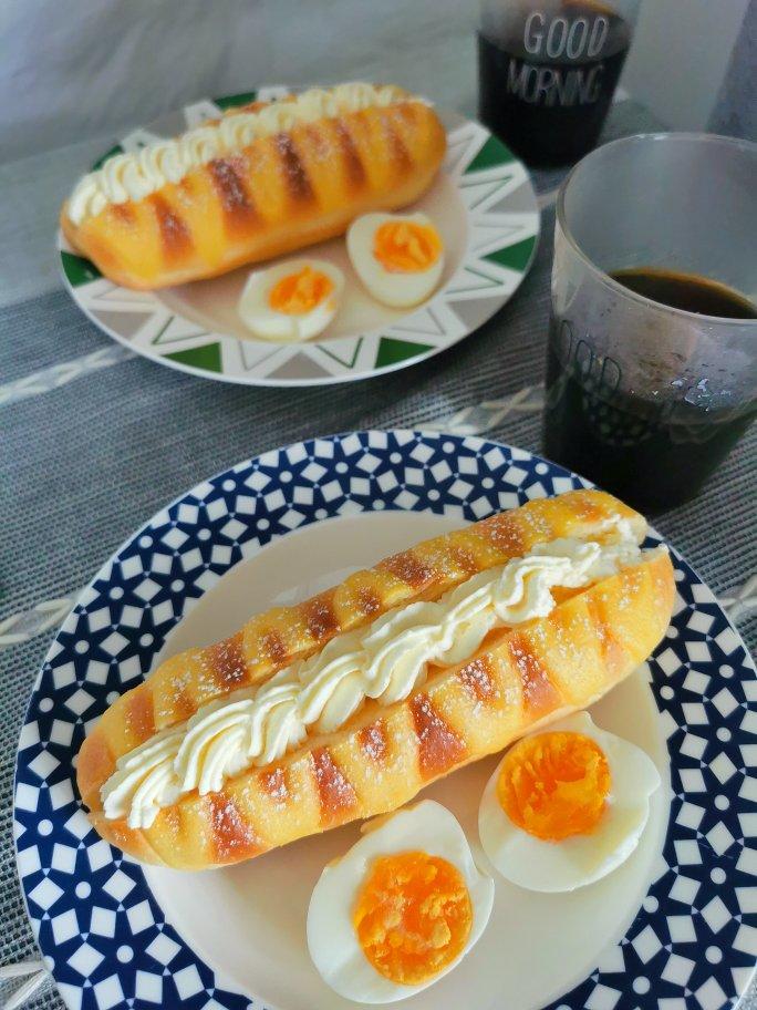 视频🐛经典｜毛毛虫面包｜美味松软｜奶味浓郁｜一口一个满足