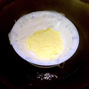 能烤出花纹的半岛奶黄月饼的做法 步骤2
