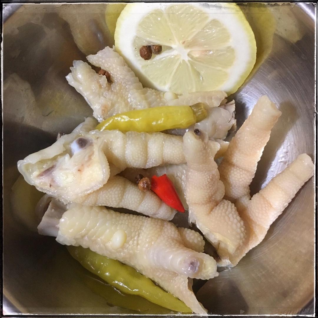 柠檬泡椒凤爪