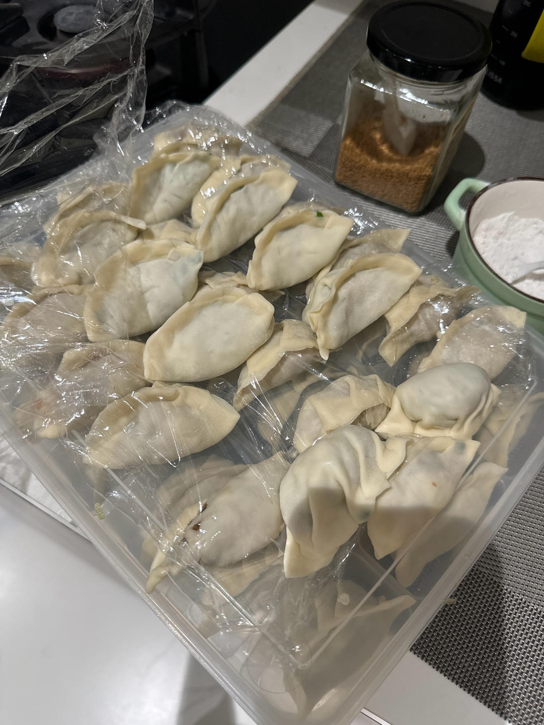 手工揉面三分钟，又韧又薄又好包的饺子皮