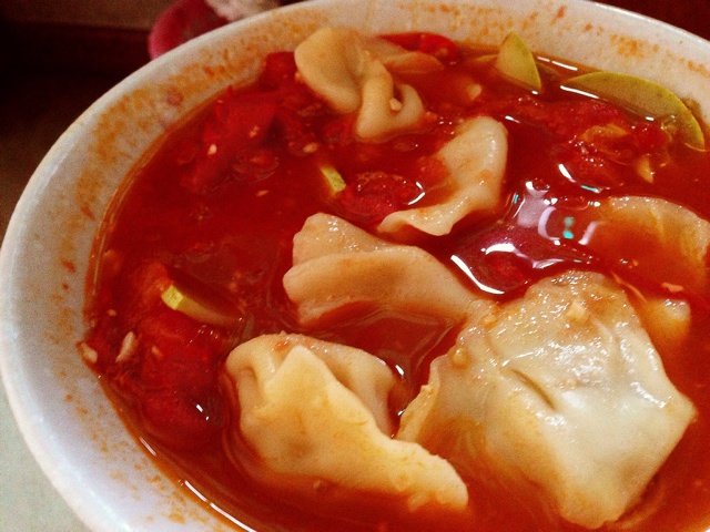 酸汤水饺