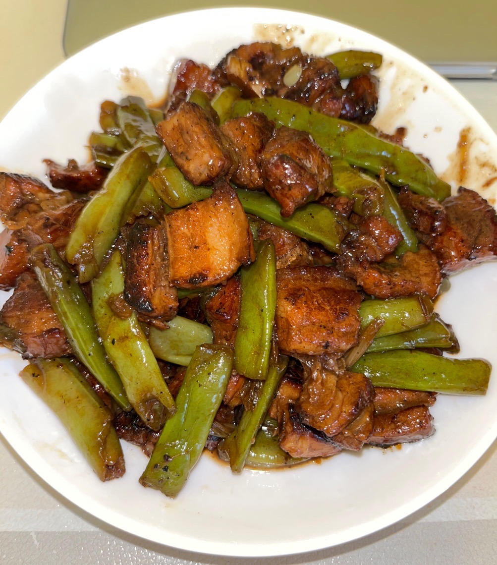 好吃的红烧五花肉炖豆角