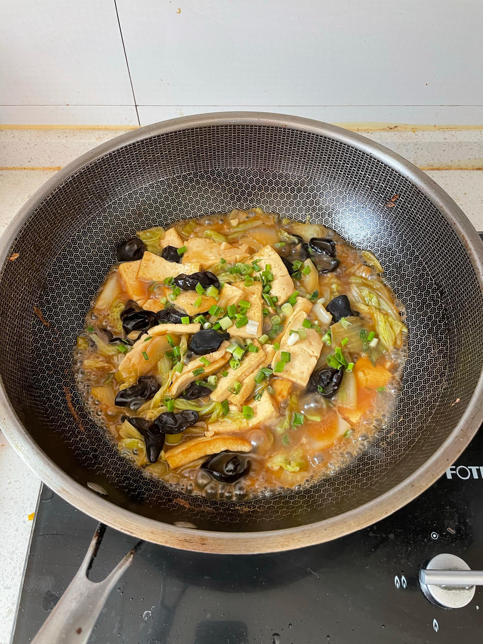 ✨无敌下饭❗️好吃到哭的白菜火腿豆腐煲