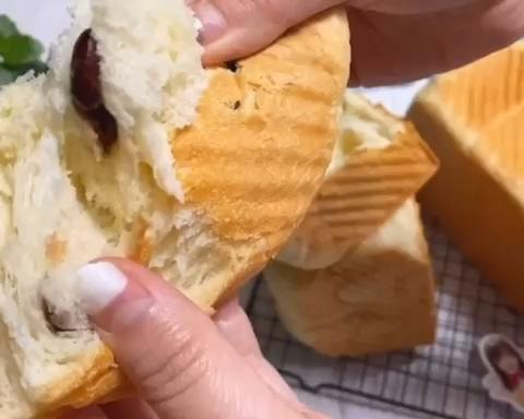 蔓越莓柔软吐司面包
