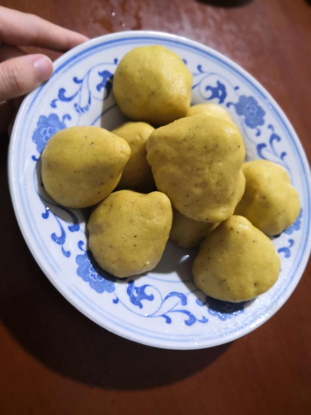 纯玉米面窝窝头(烫面.不发酵)