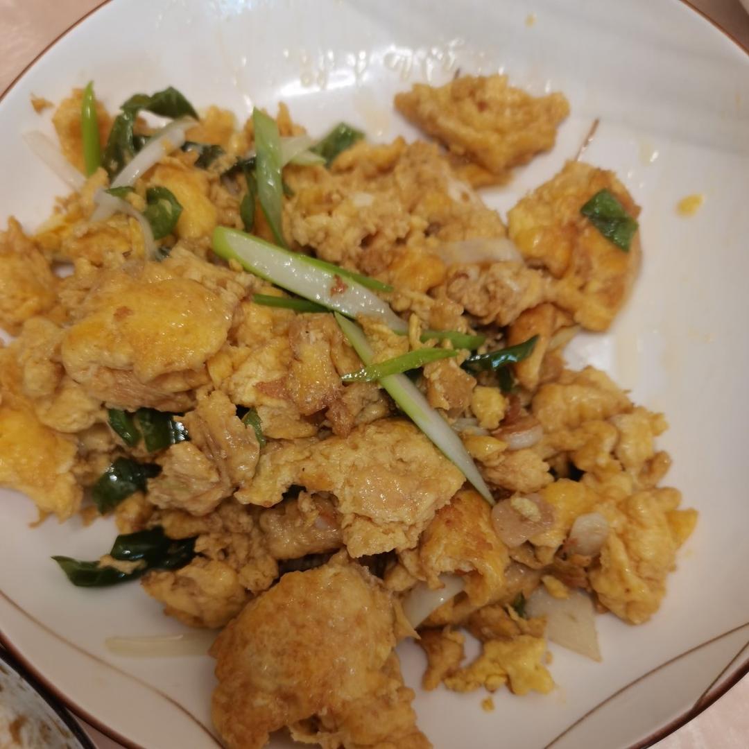 (让鸡蛋蓬松的小技巧) 青椒炒鸡蛋