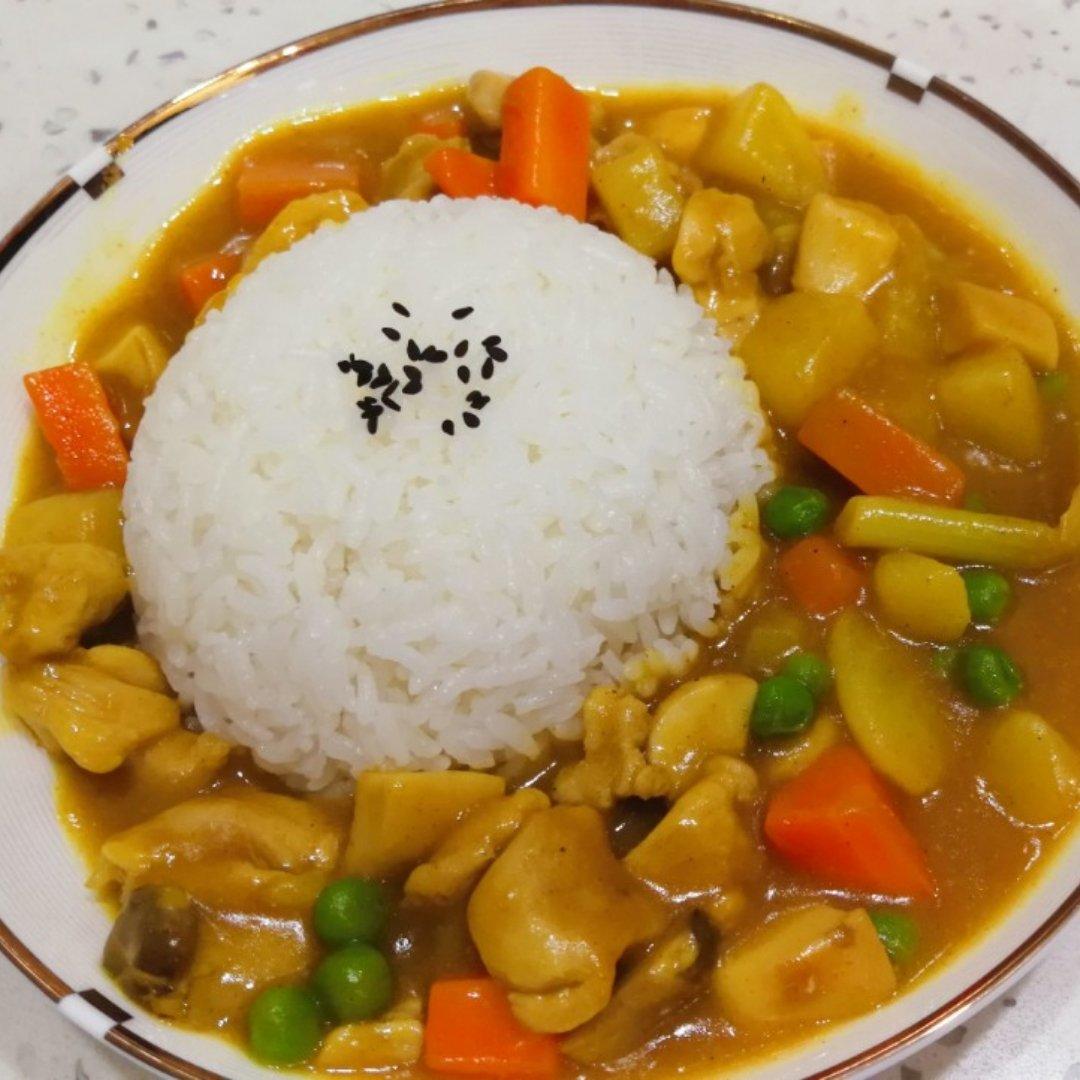 咖喱鸡肉饭