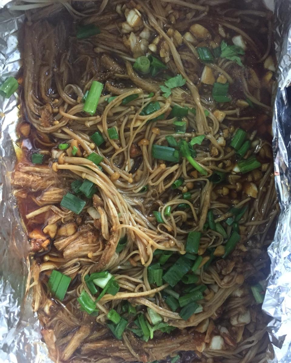 蒜蓉孜然烤金针菇