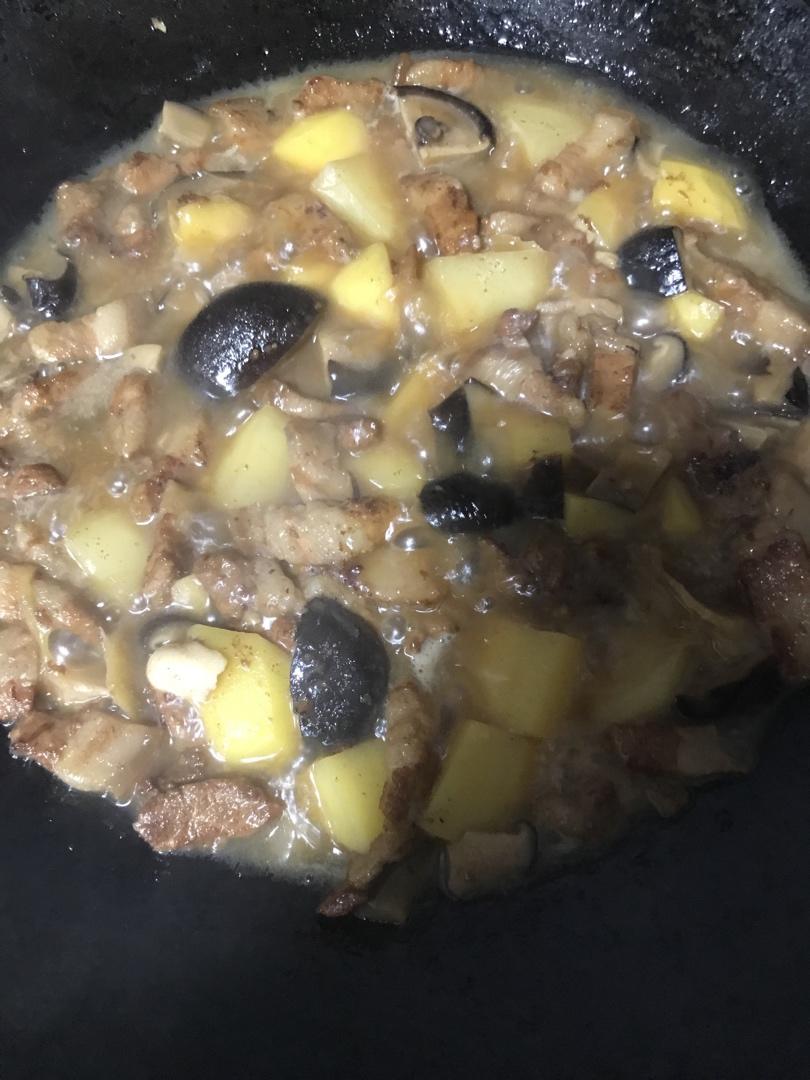 红烧肉炖土豆（丝毫不腻）