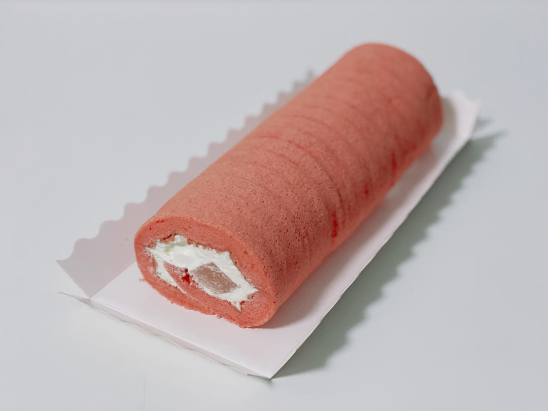 蜜桃果冻蛋糕卷