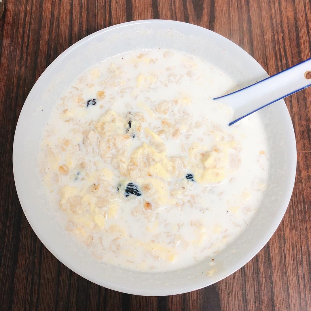 你的心事我愿意聆听做的牛奶鸡蛋燕麦