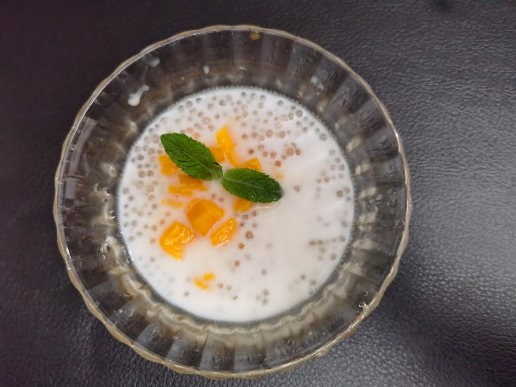 快手甜品：芒果椰汁西米露的做法 步骤6