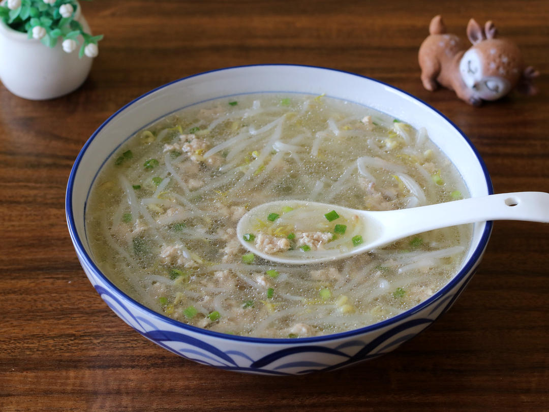 绿豆芽肉末汤