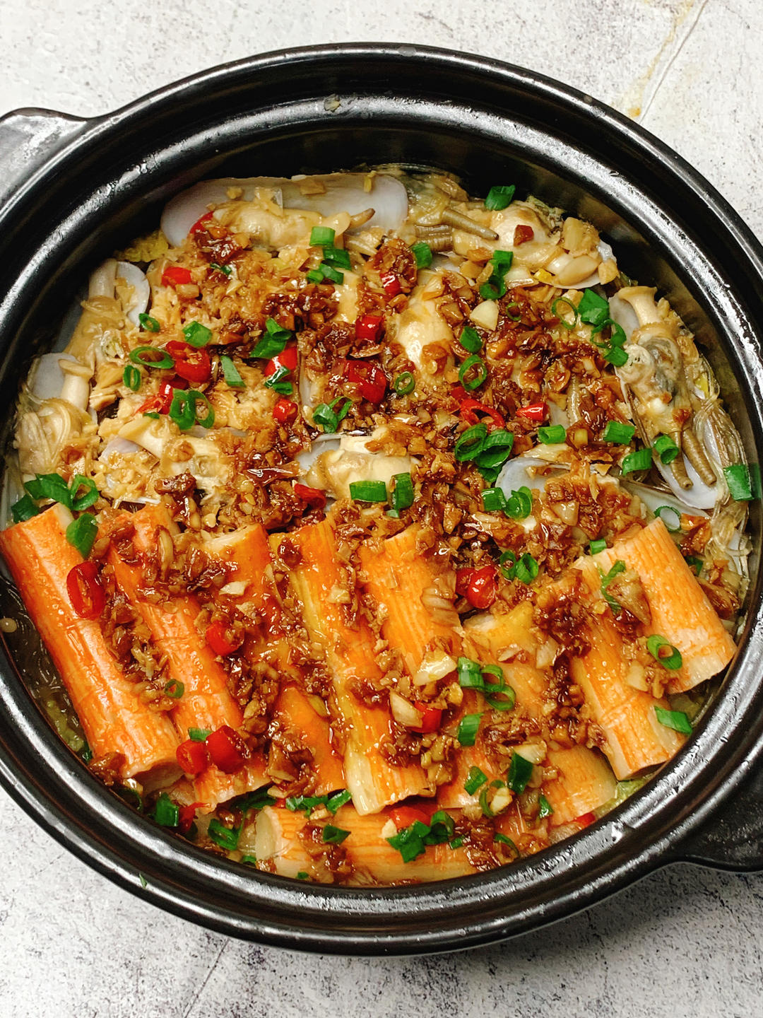 破放了家人们！！这样做的蟹柳蛏子粉丝煲真的太香了