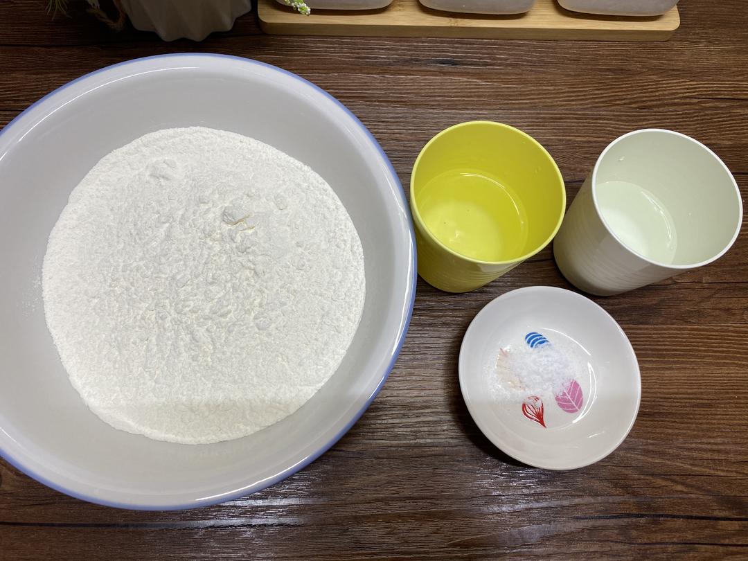 纯奶手撕吐司的做法 步骤1