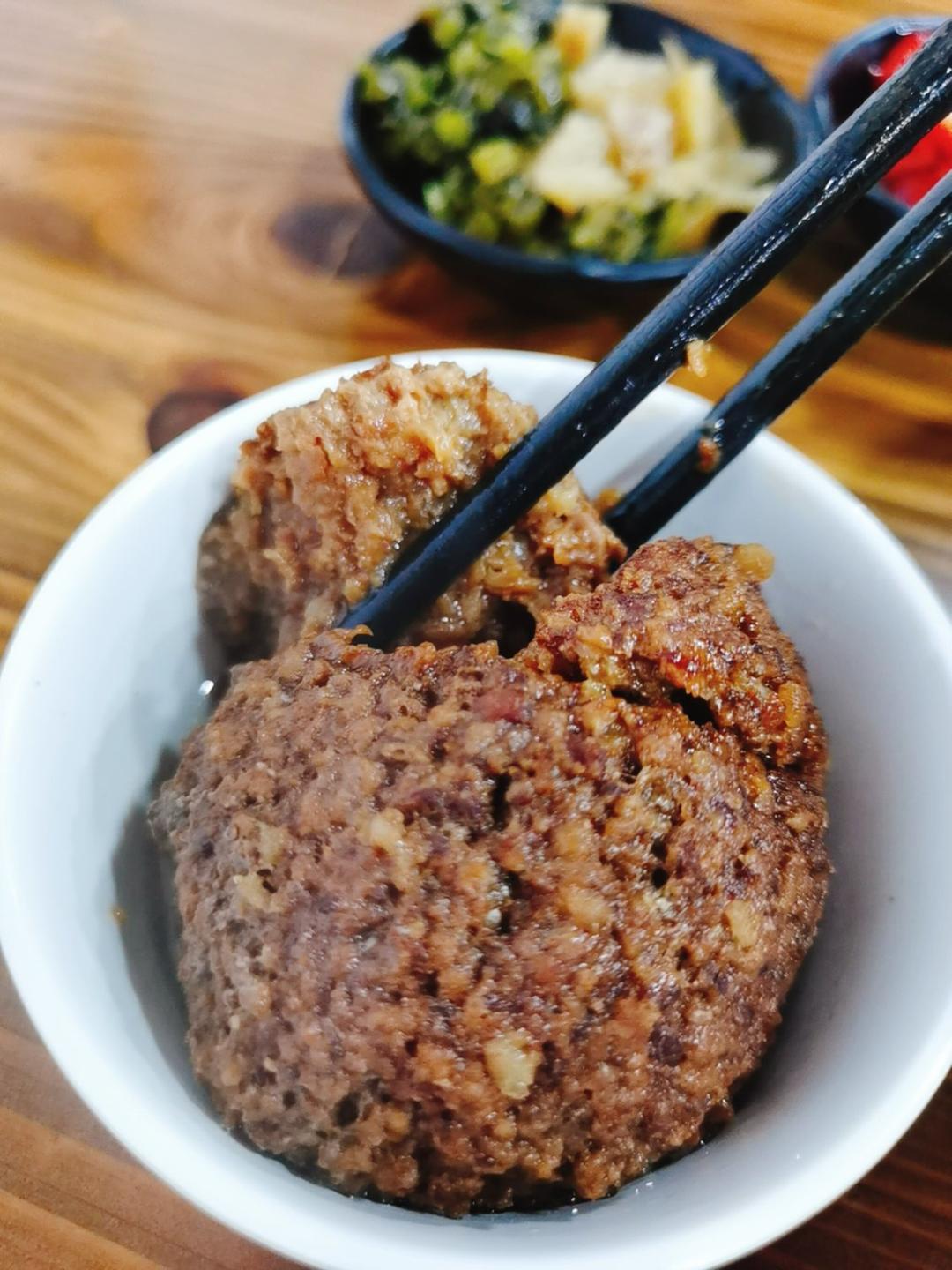 四喜丸子（红烧狮子头）