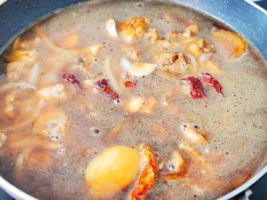 拌饭拌面都好吃的香菇土豆炖鸡的做法 步骤8