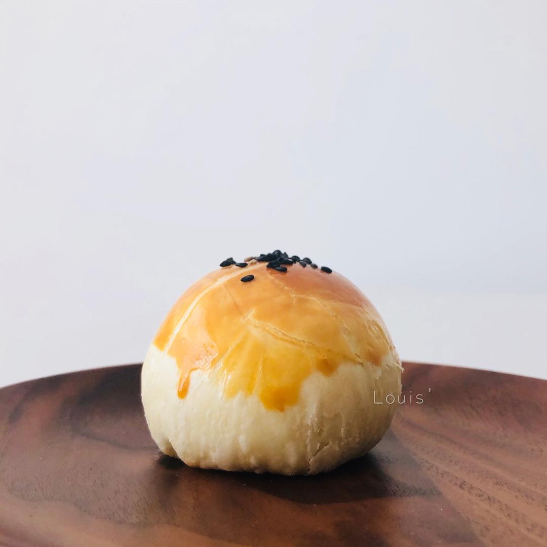 蛋黄酥（史上最详细制作步骤！伊斯尼发酵咸黄油版18个份，表面不开裂，内里很香酥）